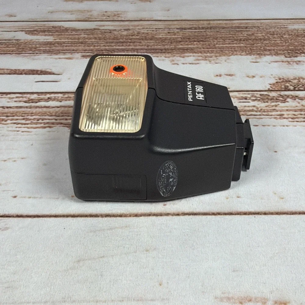 Pentax AF-160 Vintage Shoe Mount Flash Unit for Film Cameras